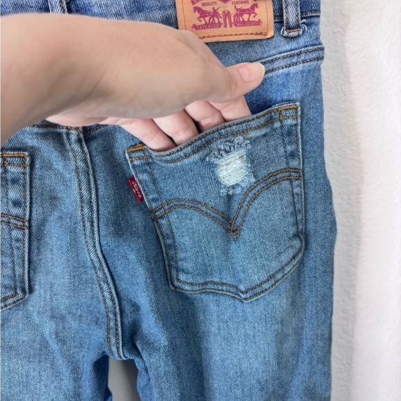 Levi's Kids Blue Distressed Jeans - Picture 8 of 14